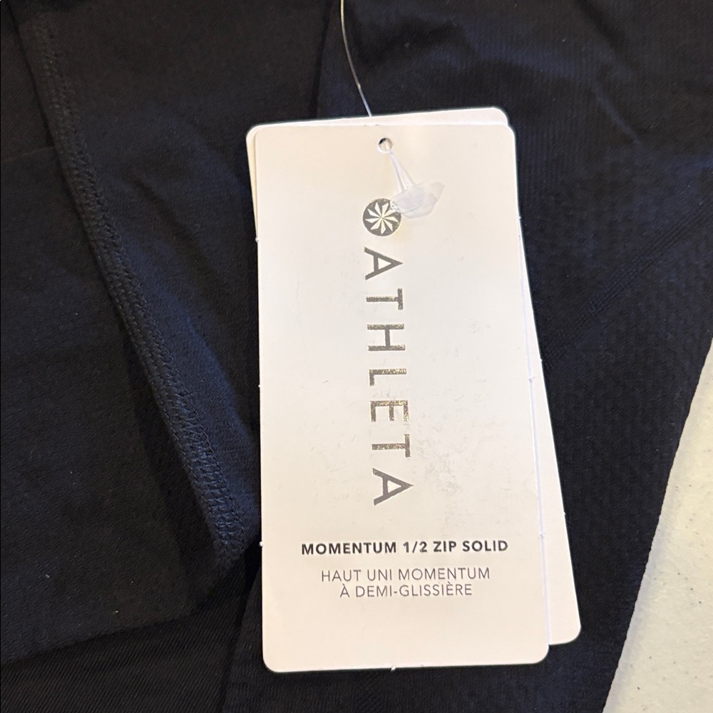Athleta Woman’s L Black Momentum 1/2 Zip Solid Pullover NWT - Picture 3 of 5